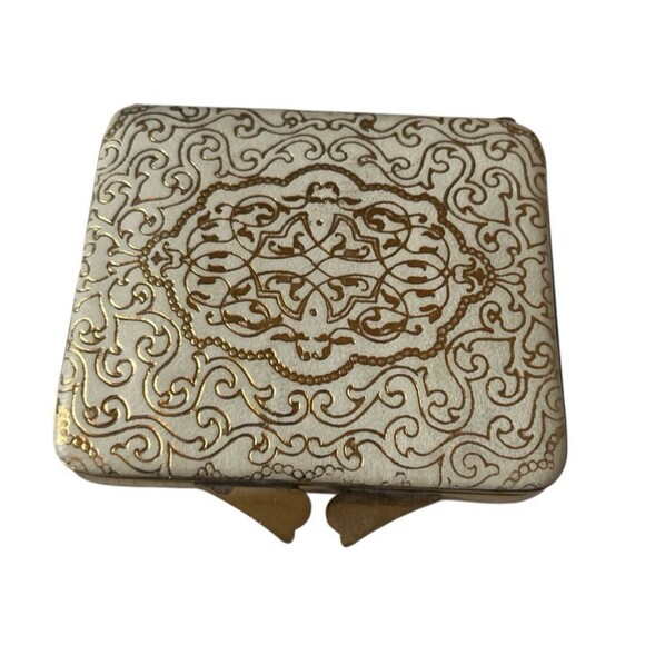 Vintage Powder Compact Hand Tooled Italian Leather Ivory Gold 3 x 2-3/4" - Picture 1 of 4